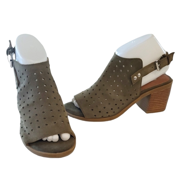 Steve Madden Leather Ginelle Olive Green Bootie Size 7.5 - Picture 11 of 16